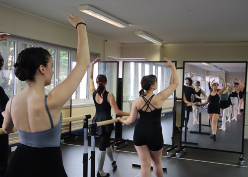 Annette ballet class (13) cropped.jpg